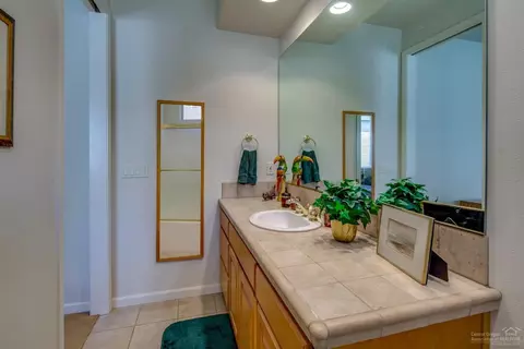 62011 Fall Creek Loop, Bend, OR 97702 photo 14