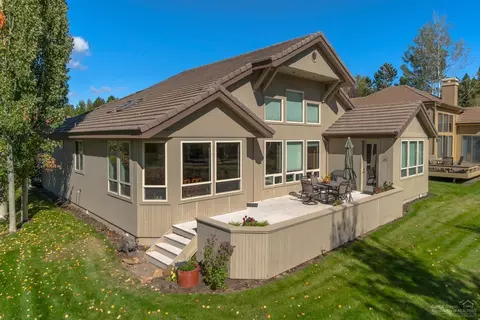 62011 Fall Creek Loop, Bend, OR 97702 photo 18