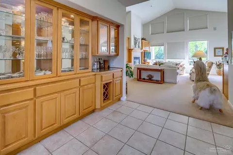 62011 Fall Creek Loop, Bend, OR 97702 photo 4
