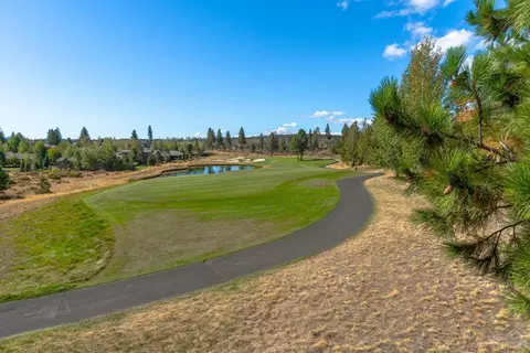 62011 Fall Creek Loop, Bend, OR 97702 photo 19