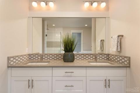 19367 Alianna Loop, Bend, OR 97702 photo 18