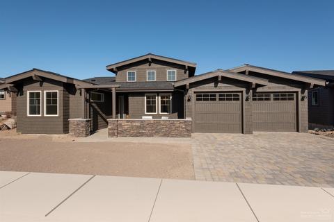 19367 Alianna Loop, Bend, OR 97702 photo 1