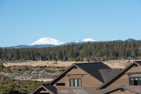 19367 Alianna Loop, Bend, OR 97702 photo 12