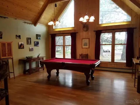 16443 Spunky Dr, Bend, OR 97703 photo 3
