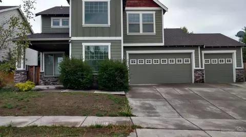 20705 Wandalea Dr, Bend, OR 97701 photo 1