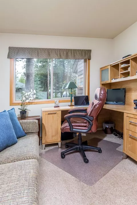 18140 Modoc Ln, Sunriver, OR 97707 photo 15