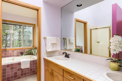 18140 Modoc Ln, Sunriver, OR 97707 photo 13