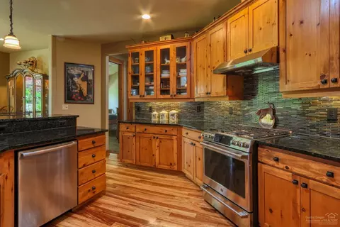 19495 Sugar Mill Loop, Bend, OR 97702 photo 9