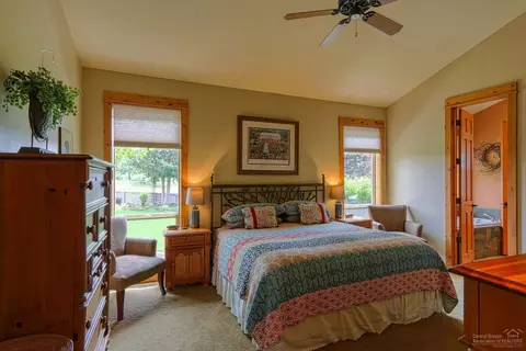 19495 Sugar Mill Loop, Bend, OR 97702 photo 13