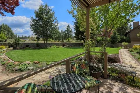 19495 Sugar Mill Loop, Bend, OR 97702 photo 23