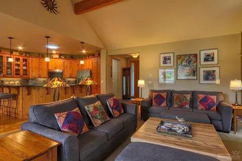 19495 Sugar Mill Loop, Bend, OR 97702 photo 5