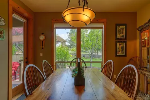 19495 Sugar Mill Loop, Bend, OR 97702 photo 10