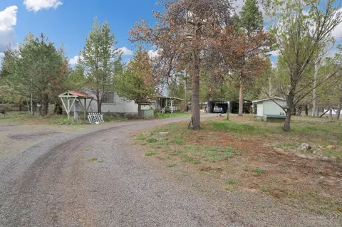52777 Murry Dr, La Pine, OR 97739 photo 3