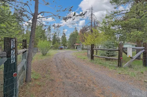 52777 Murry Dr, La Pine, OR 97739 photo 2