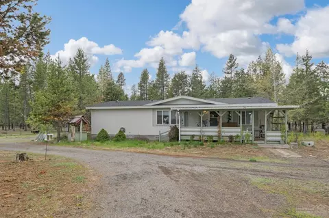 52777 Murry Dr, La Pine, OR 97739 photo 1