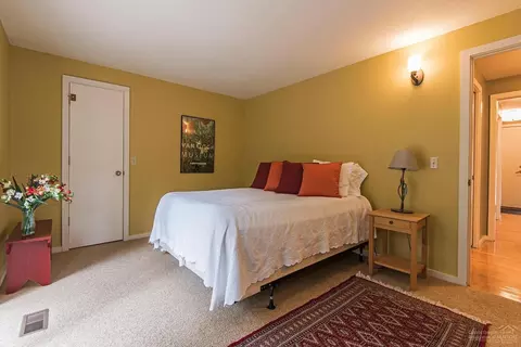57620 Aspen Ln, Sunriver, OR 97707 photo 18
