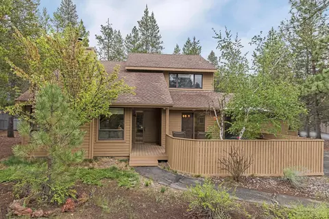 57620 Aspen Ln, Sunriver, OR 97707 photo 2