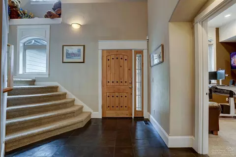 60879 Oasis Pl, Bend, OR 97702 photo 3