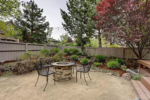 60879 Oasis Pl, Bend, OR 97702 photo 21
