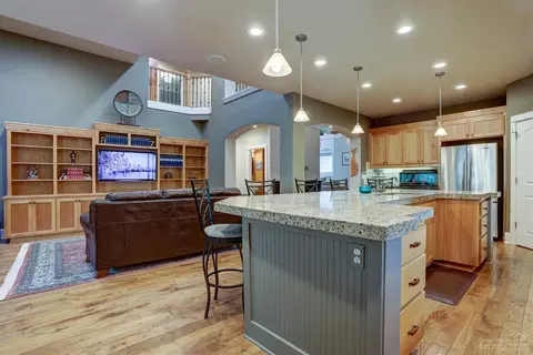 60879 Oasis Pl, Bend, OR 97702 photo 6