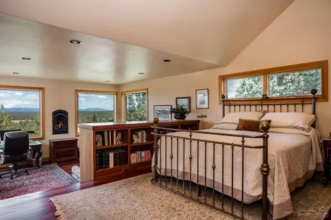 65570 Highway 20, Bend, OR 97703 photo 15
