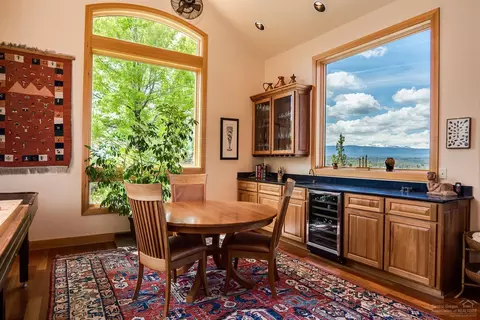65570 Highway 20, Bend, OR 97703 photo 13