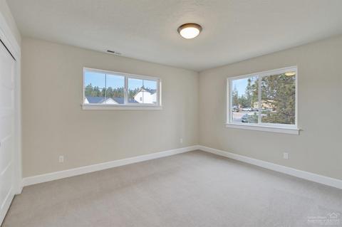 19975 Voltera Pl, Bend, OR 97702 photo 13