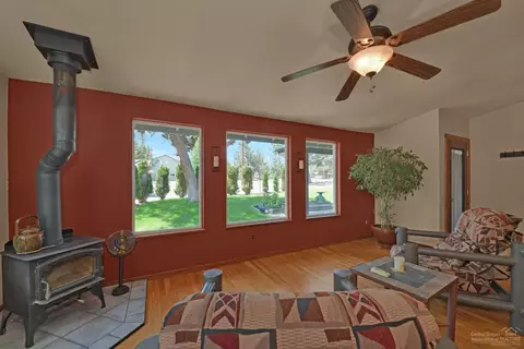 20870 89th St, Bend, OR 97703 photo 4