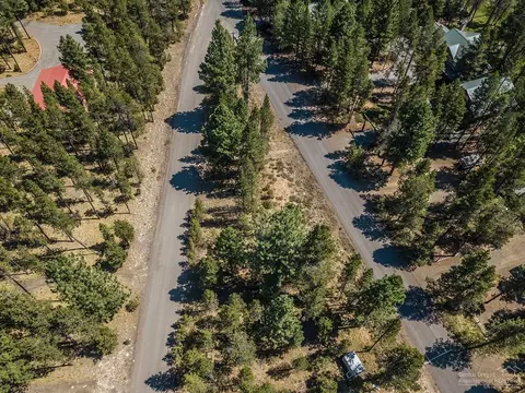 17109 Upland Rd, Bend, OR 97707 photo 16