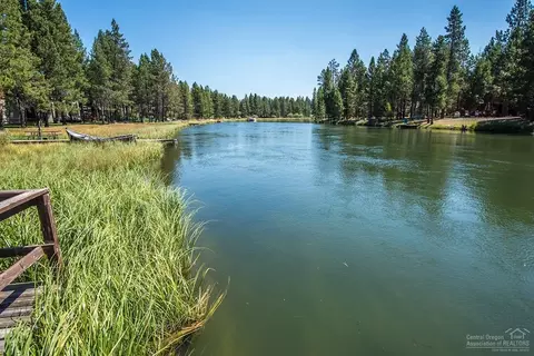 17109 Upland Rd, Bend, OR 97707 photo 5