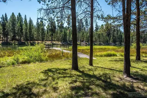 17109 Upland Rd, Bend, OR 97707 photo 8