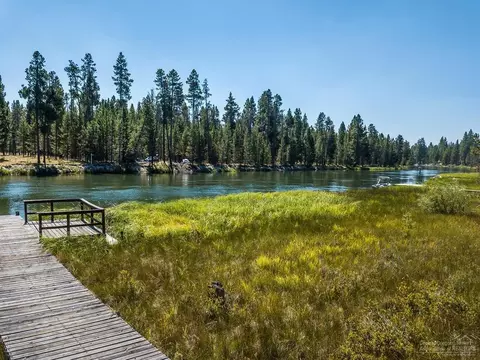 17109 Upland Rd, Bend, OR 97707 photo 6