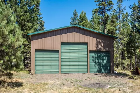 17109 Upland Rd, Bend, OR 97707 photo 18