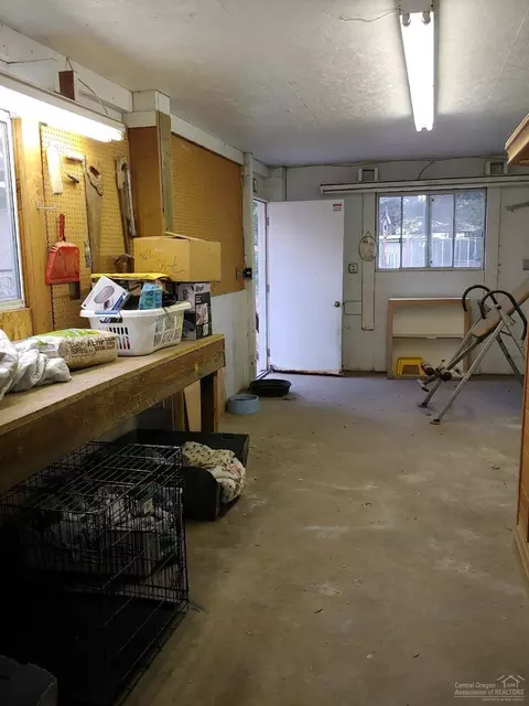15971 Falcon, La Pine, OR 97739 photo 20