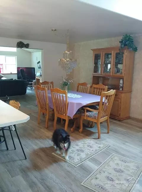 15971 Falcon, La Pine, OR 97739 photo 8