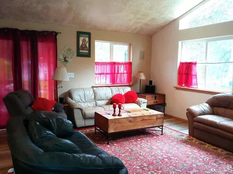 15971 Falcon, La Pine, OR 97739 photo 9