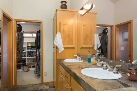 22335 White Peaks Dr, Bend, OR 97702 photo 15