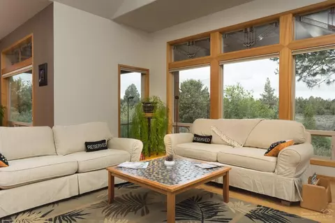22335 White Peaks Dr, Bend, OR 97702 photo 7