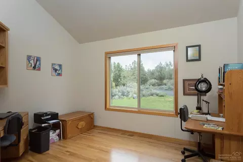 22335 White Peaks Dr, Bend, OR 97702 photo 21