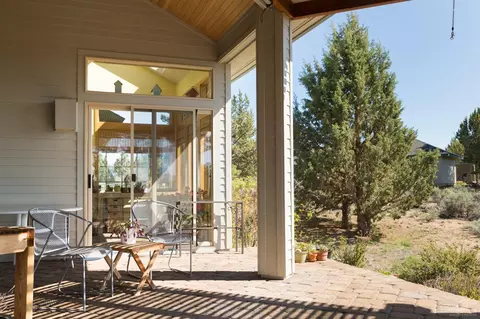 22335 White Peaks Dr, Bend, OR 97702 photo 24