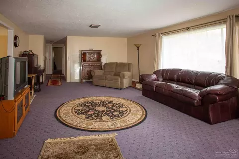 457 5th St, Metolius, OR 97741 photo 4