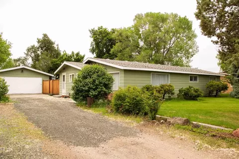 457 5th St, Metolius, OR 97741 photo 3