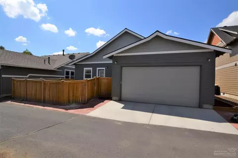 2994 NE Rainier Dr, Bend, OR 97701 photo 22