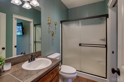 20968 Lava Flow Ln, Bend, OR 97701 photo 9