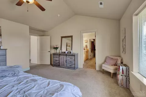 20865 Bobwhite Ct, Bend, OR 97701 photo 17