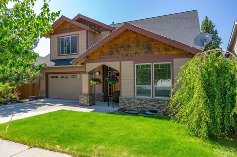 20865 Bobwhite Ct, Bend, OR 97701 photo 2