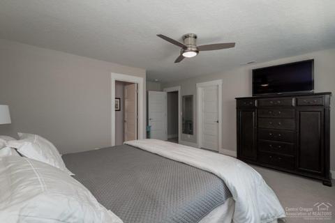 20766 Kilbourne Loop, Bend, OR 97701 photo 10