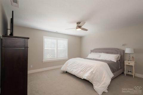 20766 Kilbourne Loop, Bend, OR 97701 photo 9