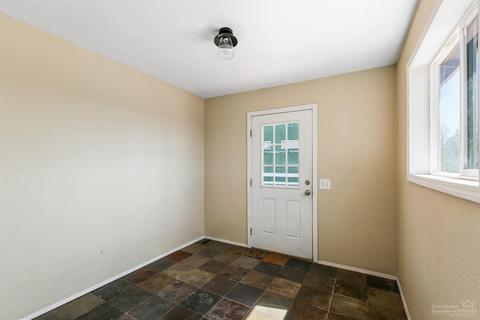 24356 Dodds, Bend, OR 97701 photo 20