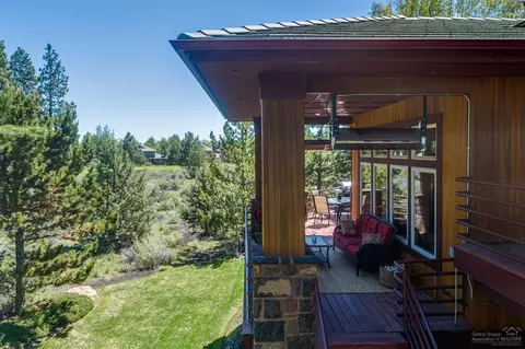 61613 Tam Mcarthur Loop, Bend, OR 97702 photo 23